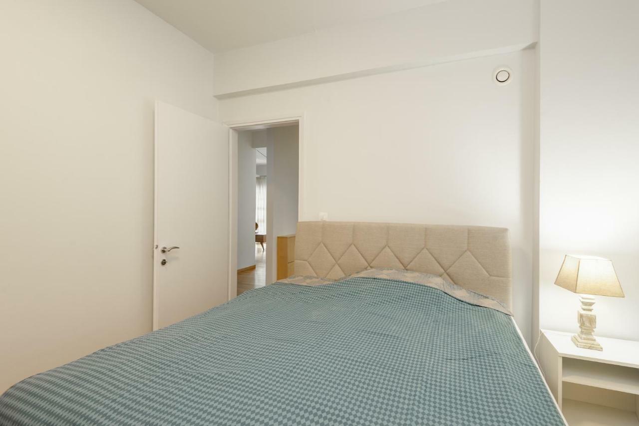 Brand-New Modern Flat In Heart Of City Солун Екстериор снимка